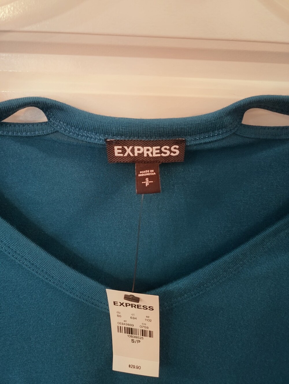 NWT Express Teal Cutout Strappy V-Neck Hi-Low Top Small - Picture 7 of 10